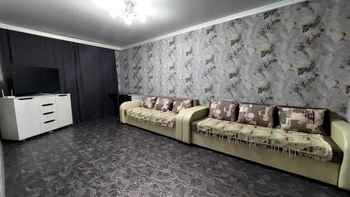 3 komnatnaia 10 mestnaia kvartira - Housity