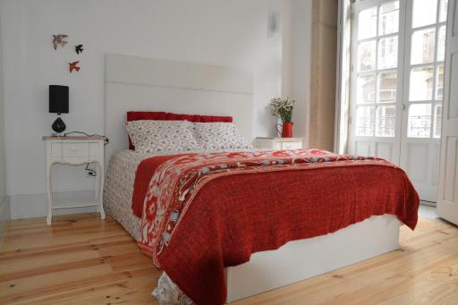 Oporto Almada 329 - Housity