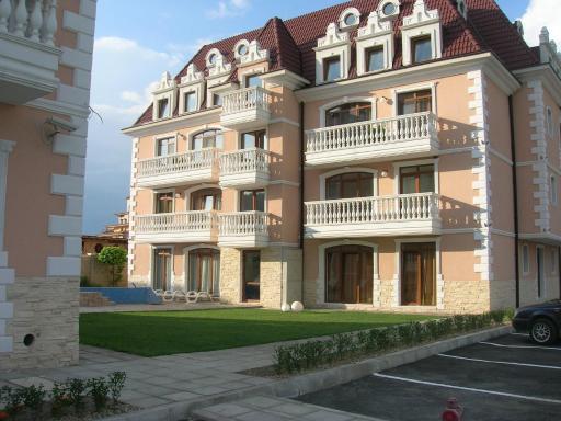 Guest House Aristokrat - Housity