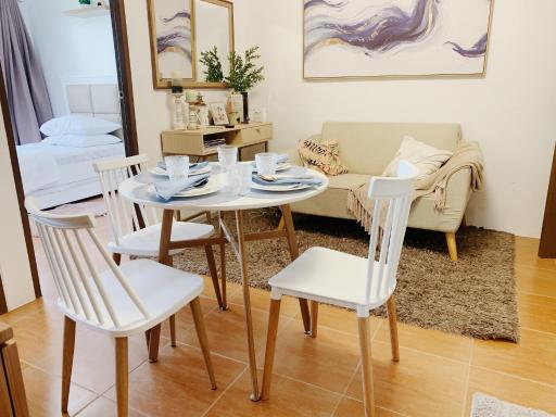 Elle's Condo at One Oasis - Housity