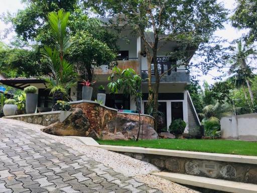 Center Point Villa Unawatuna - Housity