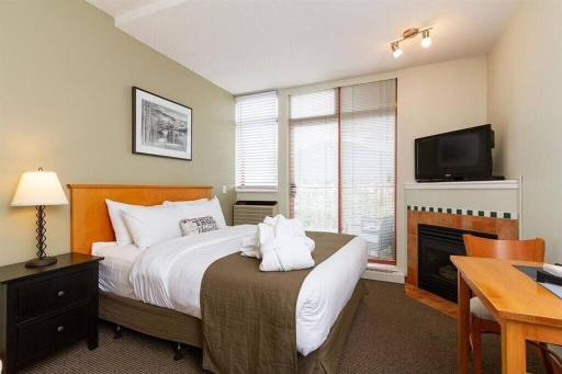 Couples’ Studio in Whistler Village - Housity
