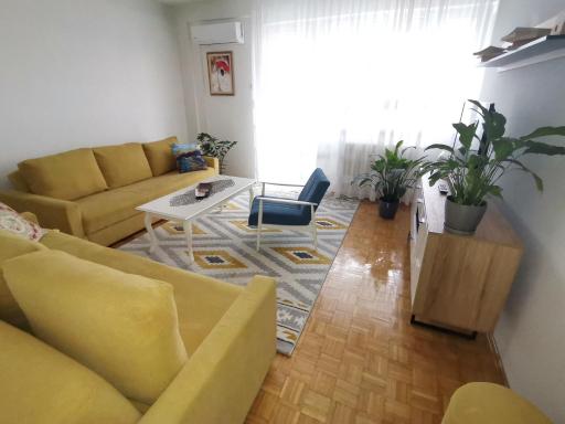 Sweet Home Gloria - Housity