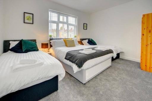 Merrivale House - Housity