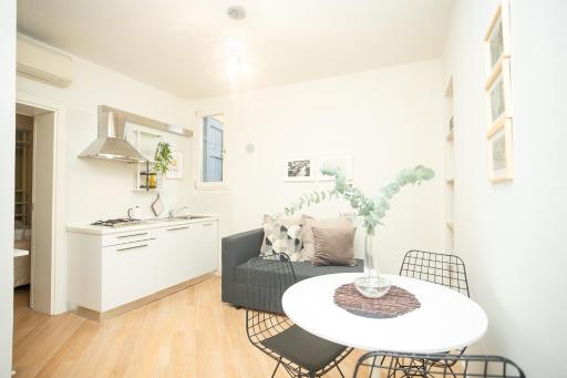 Modena Centro Junior Suite - Housity