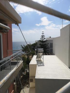 Karystos central apartment, near the beach - Housity