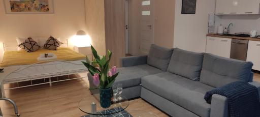 Be my Guest - Marszałkowska Studio - Center of Warsaw Subway Wi-Fi Breakfast - Housity