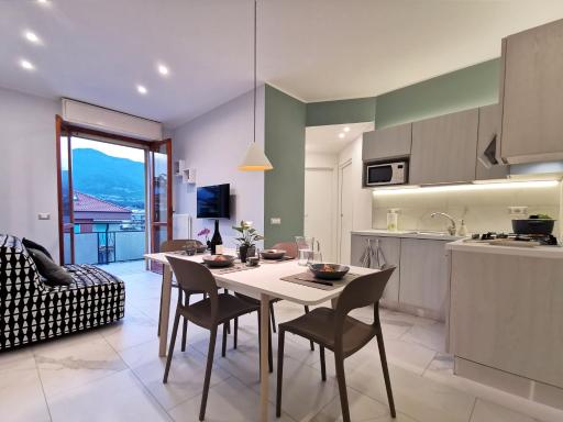 Maison Olga - Incantevole Nuovo Trilocale Vista Mare con parcheggio - Housity