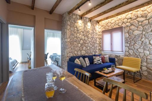 Tzoumerka Secret House - Housity