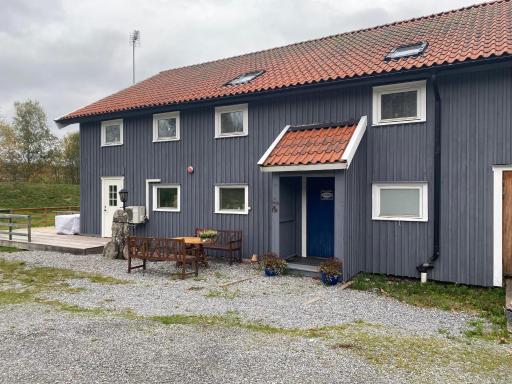 Ängens Gård - Housity