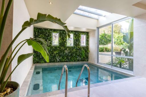 Best Western Hotel & SPA Coeur De Cassis - Housity