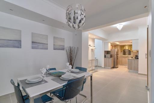 Dom. Rep. Exclusive 2 bed Apt. Evaristo Morales - Housity