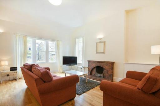 Decked Out - Housity