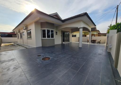 Air-home No 9 Kampung Boyan, 4BR, 9pax, Netflix - Housity