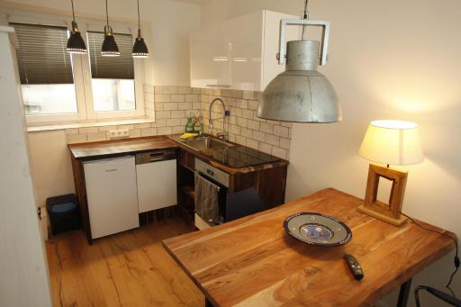 Little APARTMENT NO. 1 - Housity