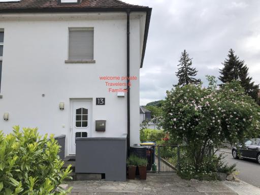 Altstadt Nähe 7 Min Fußweg über Alte Maibrücke zu Pension mit Balkon & Garten, ideal for long stay, relocation - Housity