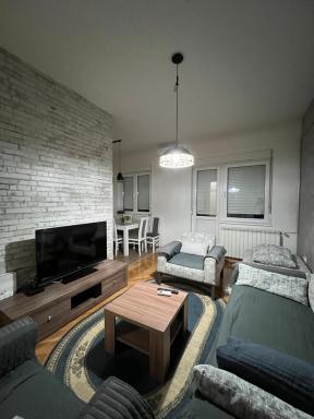 Kraljevo 1 - Housity