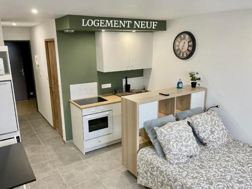 Studio vue sur mer classé 3 étoiles, Calais - Housity