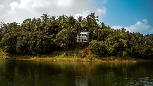 Waterside by Kisah Stays - Housity