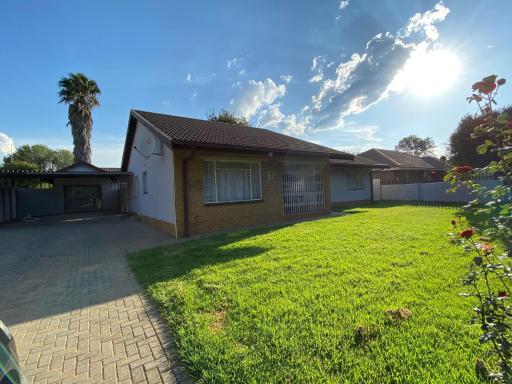 Simbia Contractors Inn - Housity