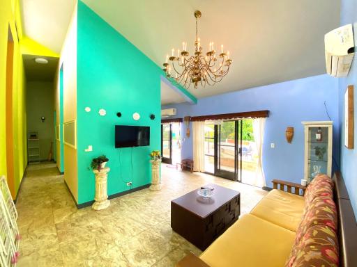 NO 6 unit 2 Angel swimming pool house - Housity