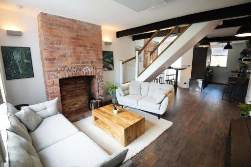Industrial Cosy Cottage – Gateway to the Lakes - Housity