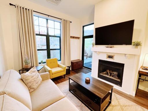 Mountain Creek Resort at Appalachian Hotel - Pool & Hot Tub - Housity