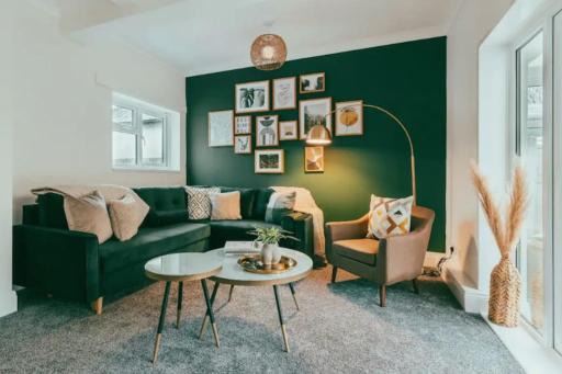 Evergreen Lodge-Wyndale-4BR WParking BHam NEC - Housity
