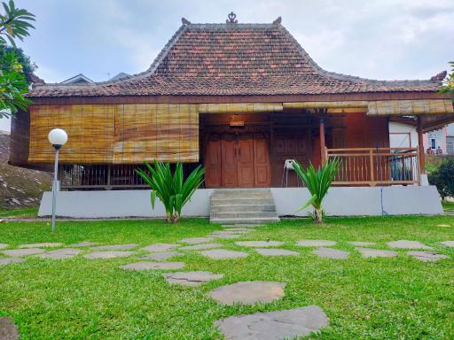 Joglo Kumpul Resort - Housity