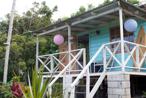The Likkle Nature Queen Cottage - Housity