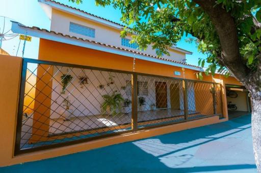 Sobrado relaxante com 4 quartos, enxoval completo , perfeito para famílias grandes - Housity