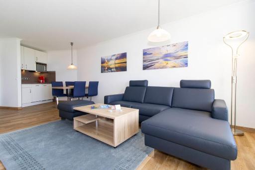 Lord Nelson 706 - Housity