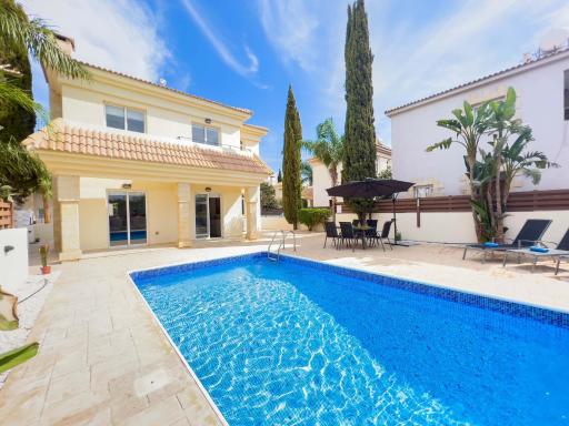 Villa Rea - Housity