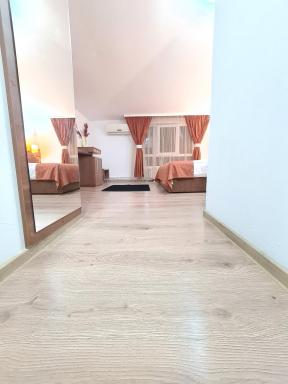 Garsonieră privata - Housity