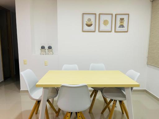 BIEN UBICADO Y COMPLETO - Housity