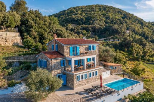 Holiday house in Supetarska Draga with sea view, terrace, air conditioning, WiFi 890-1 - Housity