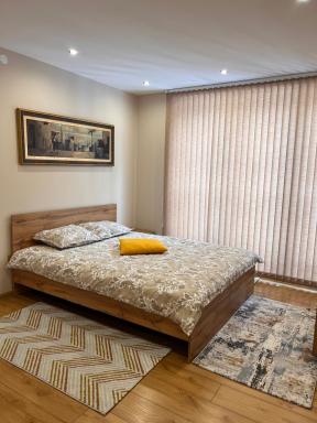 The WhiteHorse  2 - Housity