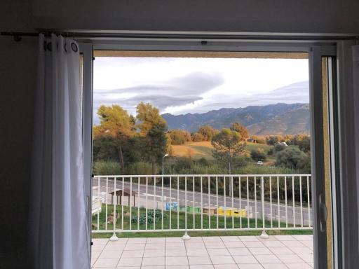 Superbe Appartement Vue Montagne Proximités Grandes Surfaces - Housity