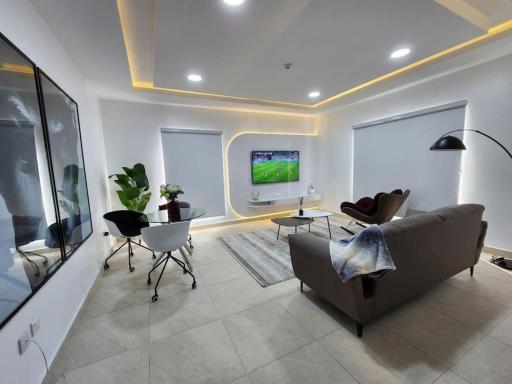 Experience unique fusion of convenience & luxury - Housity