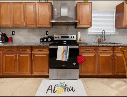 One Bedroom Suite in North Miami - Housity