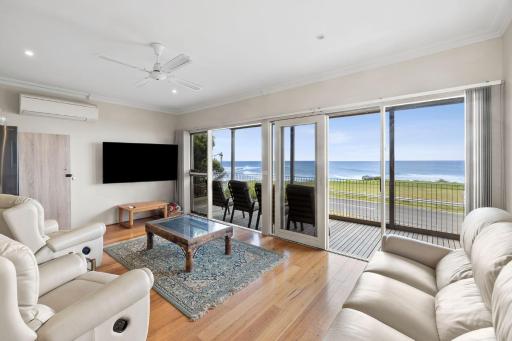 Shelly Beach House - Housity
