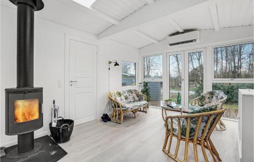 Travel Proud Gorgeous Home In Juelsminde With Wifi - Housity