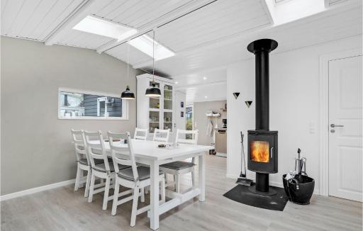 Travel Proud Gorgeous Home In Juelsminde With Wifi - Housity