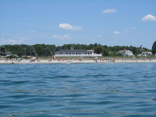 The Seaside Inn - Housity