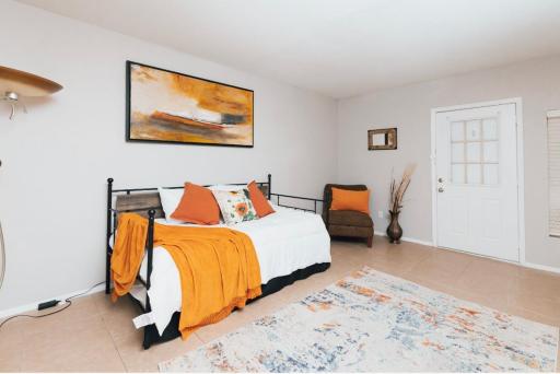 Enticing 1Br Apartment in the heart of the heights - Housity