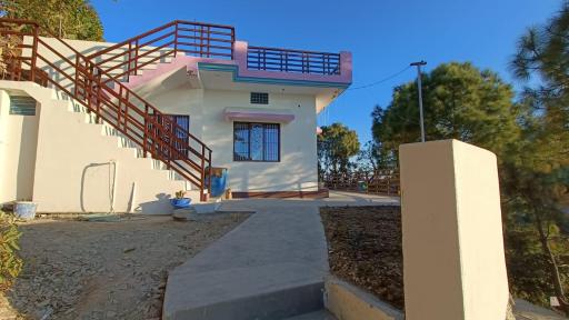 The Hill Heaven Home Stay - Housity