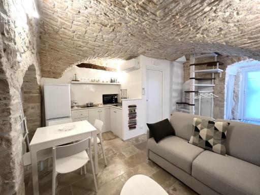 White House Casa Vacanze - Housity