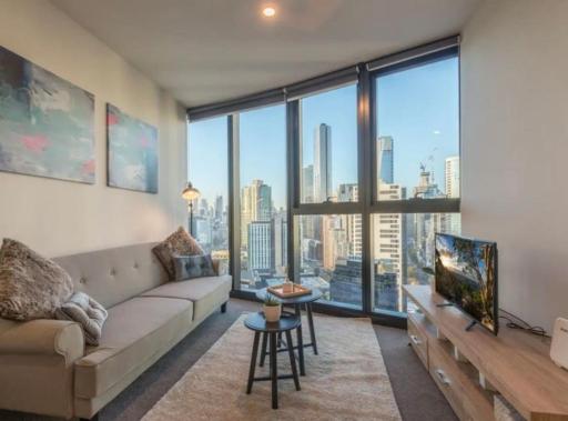 Shadow Play Apartment - Housity