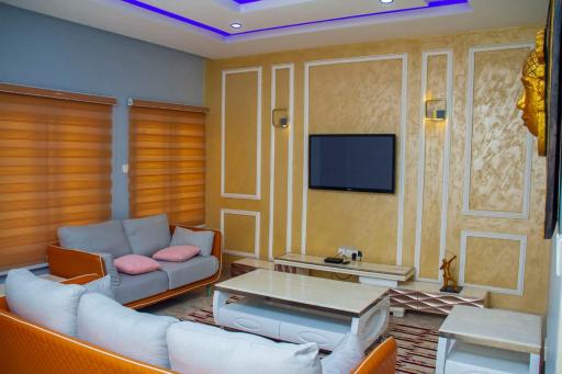 House 13, Wuye Abuja - Housity
