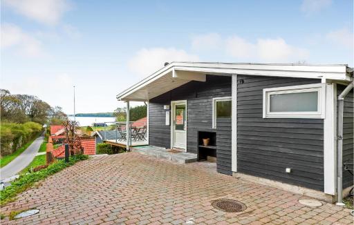 3 Bedroom Lovely Home In Kolding - Housity